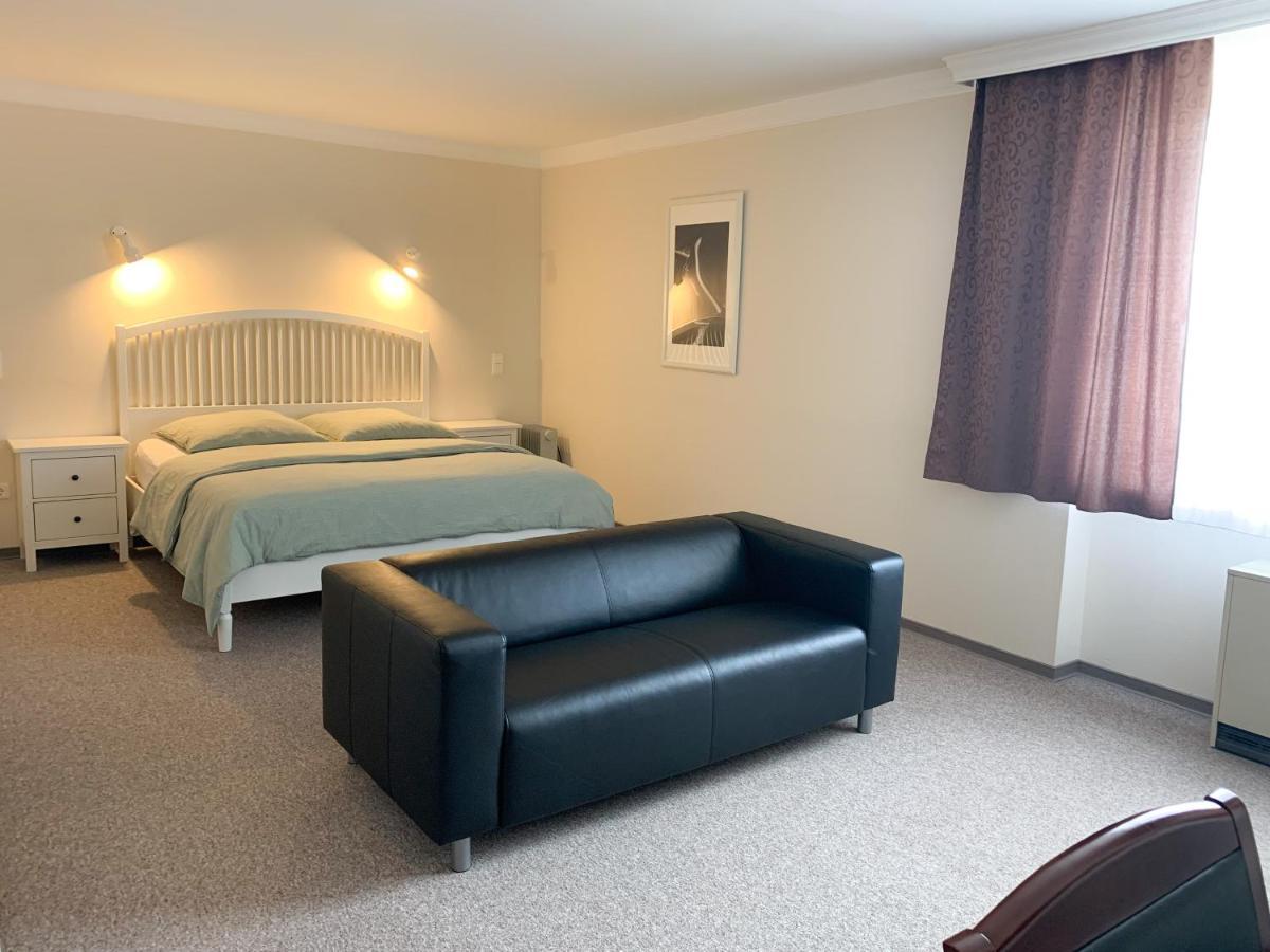 Hotel Pause Hofheim am Taunus Buitenkant foto